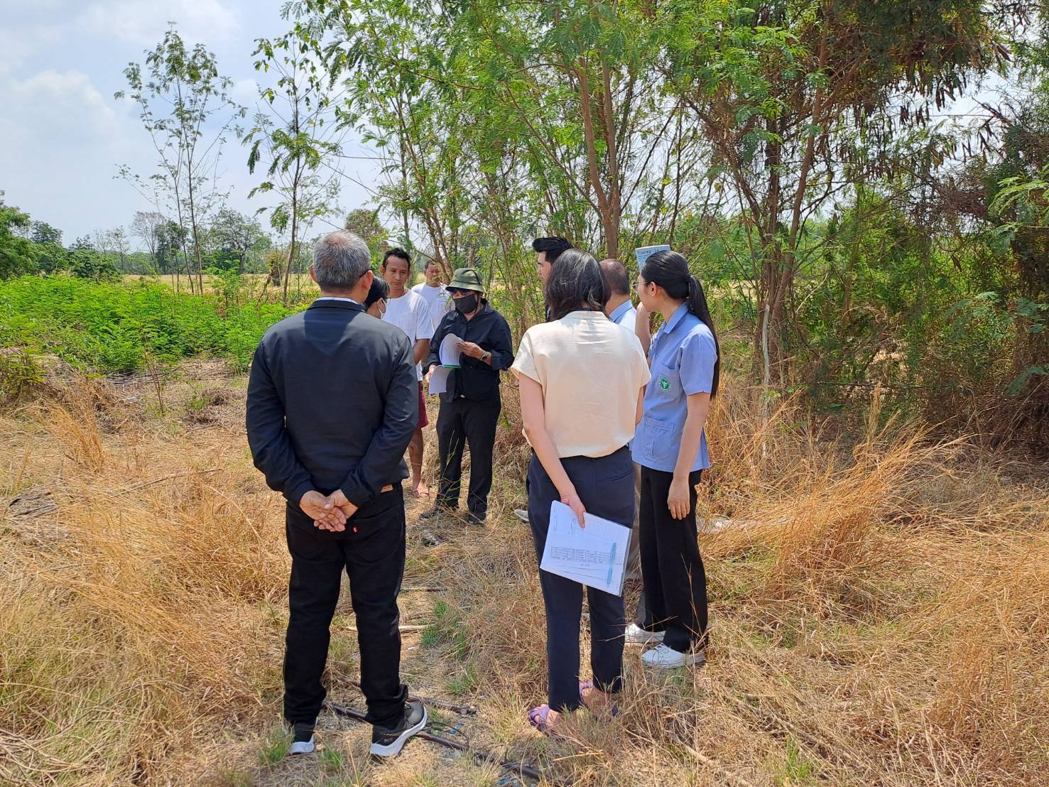 องค์บริหารส่วนตำบลหนองม่วงได้เข้าร่วมตรวจสอบเรื่องร้องเรียน