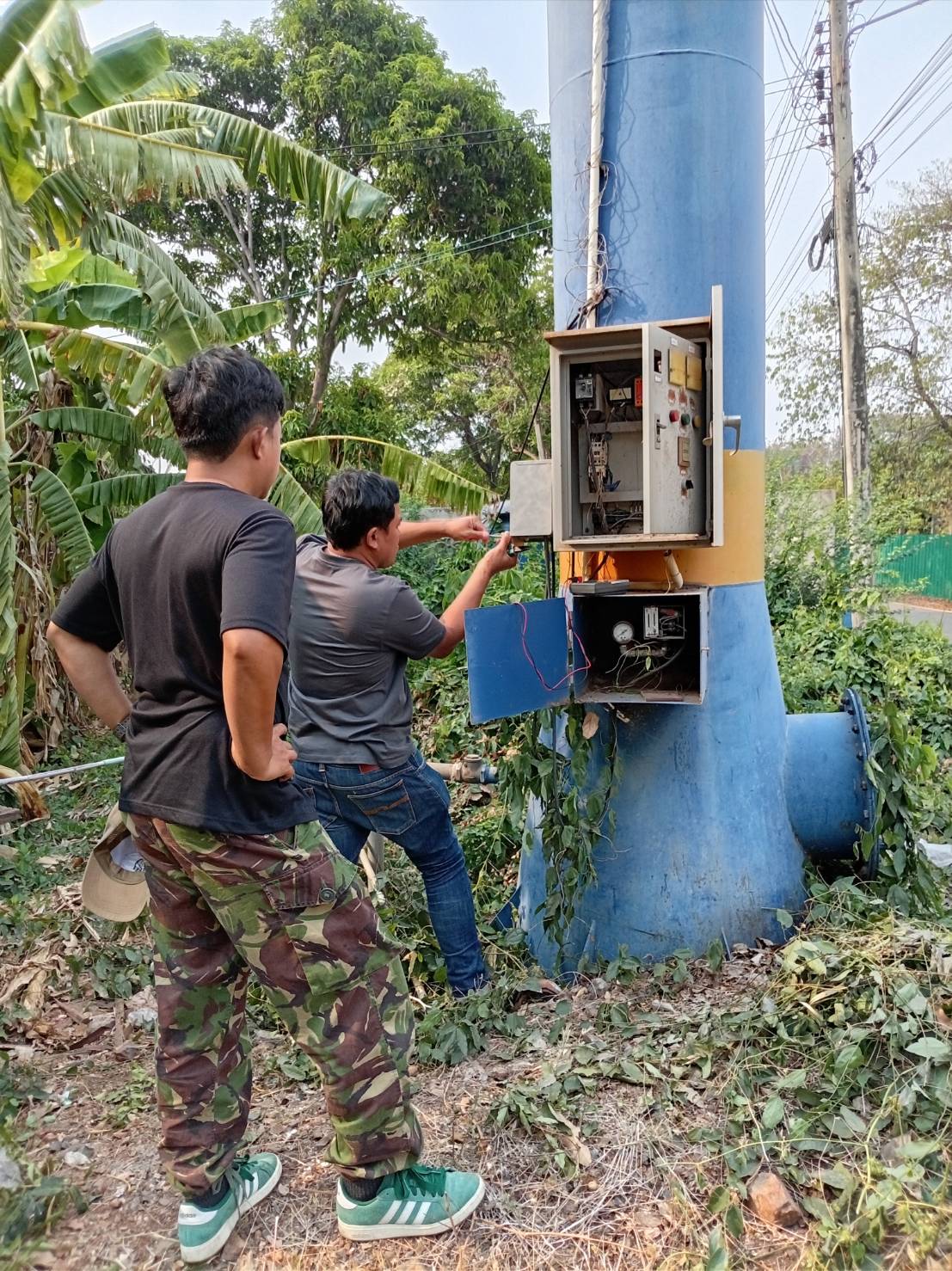 กองช่าง อบต.หนองม่วง ซ่อมแซมระบบประปาหมู่ที่ 1